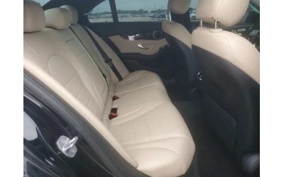 Mercedes-Benz C 300 - автомобили, коли, обяви за нови и употребявани 9
