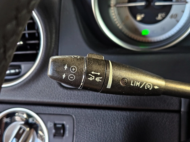 Mercedes-Benz C 300 AMG/4MAT/FACE/DISTRONIC/ПОДГРЕВ/LINE ASYST/LIZING - автомобили, коли, обяви за нови и употребявани 13
