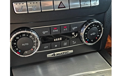 Mercedes-Benz C 300 AMG/4MAT/FACE/DISTRONIC/ПОДГРЕВ/LINE ASYST/LIZING - автомобили, коли, обяви за нови и употребявани 14