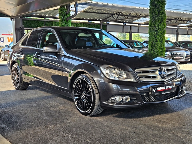 Mercedes-Benz C 300 AMG/4MAT/FACE/DISTRONIC/ПОДГРЕВ/LINE ASYST/LIZING - автомобили, коли, обяви за нови и употребявани 2