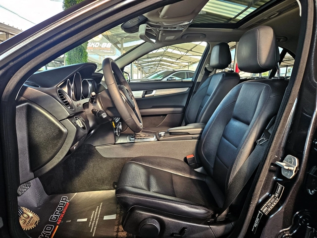 Mercedes-Benz C 300 AMG/4MAT/FACE/DISTRONIC/ПОДГРЕВ/LINE ASYST/LIZING - автомобили, коли, обяви за нови и употребявани 9