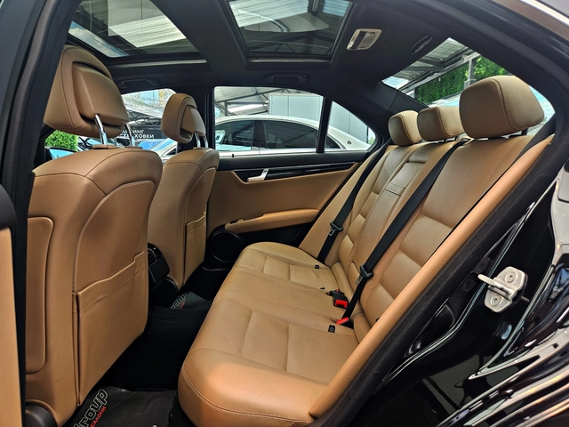 Mercedes-Benz C 300 AMG/4MATIC/GERMANY/DISTR/PANO/ПОДГРЕВ/LANE KEEP/LI - автомобили, коли, обяви за нови и употребявани 15