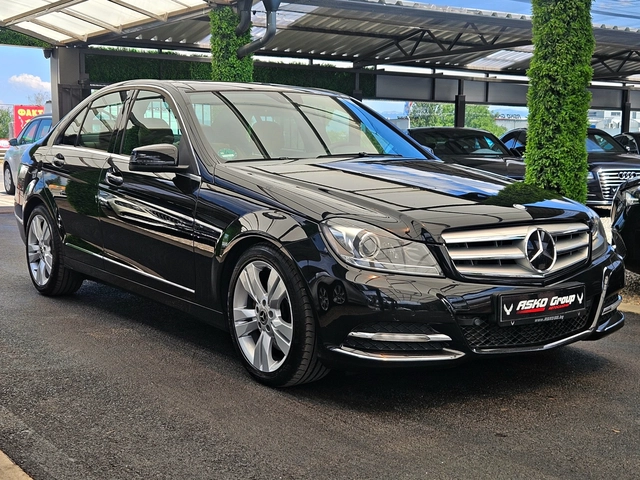 Mercedes-Benz C 300 AMG/4MATIC/GERMANY/DISTR/PANO/ПОДГРЕВ/LANE KEEP/LI - автомобили, коли, обяви за нови и употребявани 2