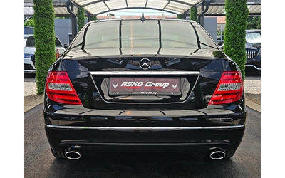 mercedes-benz-c-300 - 5