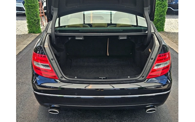Mercedes-Benz C 300 AMG/4MATIC/GERMANY/DISTR/PANO/ПОДГРЕВ/LANE KEEP/LI - автомобили, коли, обяви за нови и употребявани 7