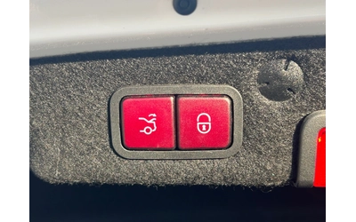 Mercedes-Benz C 300 4MATIC* PANO* 360* KEYLESS* MEMORY - автомобили, коли, обяви за нови и употребявани 16