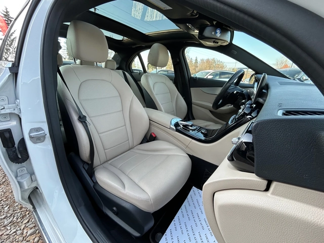 Mercedes-Benz C 300 4MATIC* PANO* 360* KEYLESS* MEMORY - автомобили, коли, обяви за нови и употребявани 9