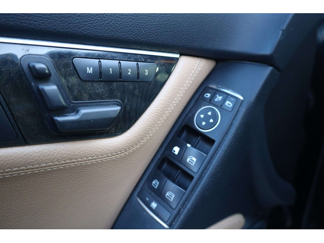 Mercedes-Benz C C - автомобили, коли, обяви за нови и употребявани 12