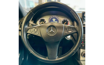 mercedes-benz-c-320 - 5