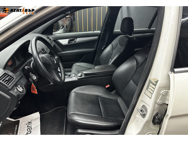 Mercedes-Benz C 320 AMG/Avantgarde/4matic - автомобили, коли, обяви за нови и употребявани 6