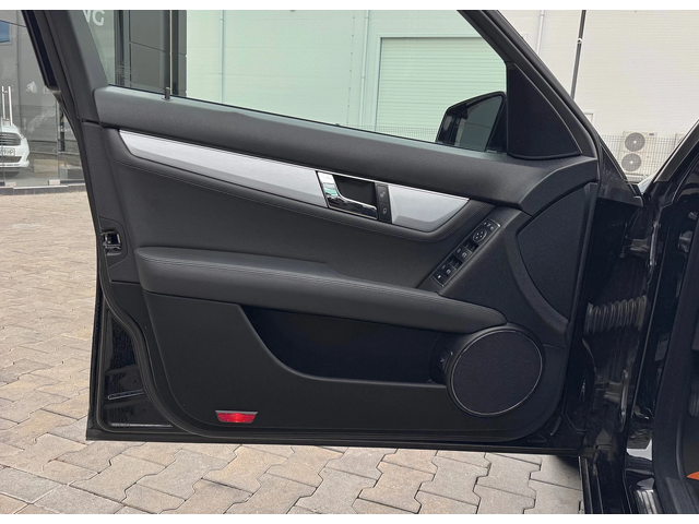 Mercedes-Benz C 350 CDi Avantgarde - автомобили, коли, обяви за нови и употребявани 11