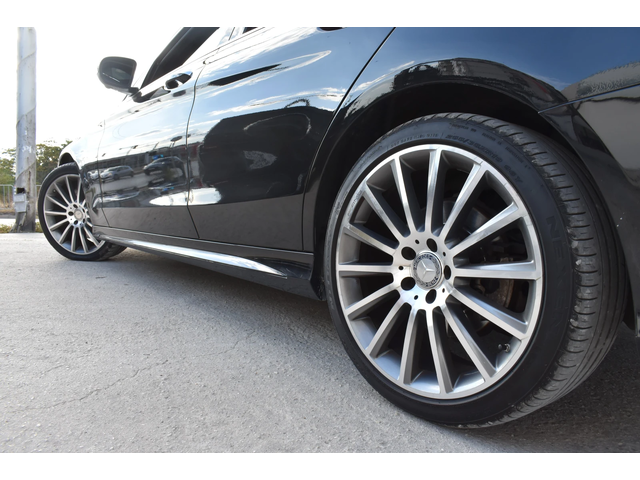 Mercedes-Benz C 400 AMG-LINE* FULL-LED* CAMERA - автомобили, коли, обяви за нови и употребявани 1