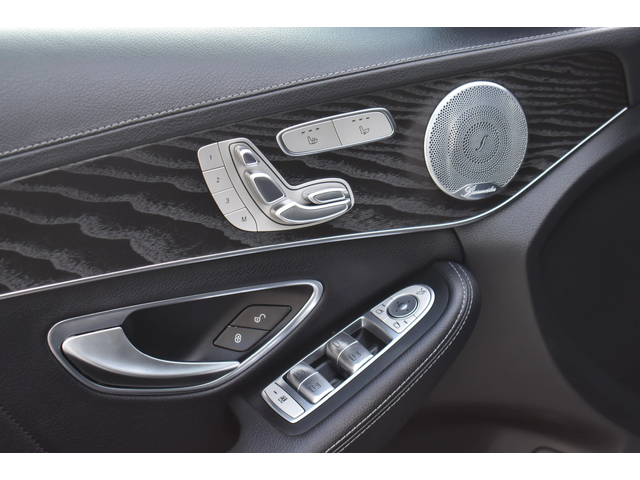 Mercedes-Benz C 400 AMG-LINE* FULL-LED* CAMERA - автомобили, коли, обяви за нови и употребявани 8