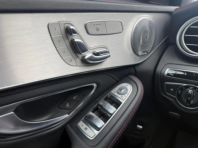 Mercedes-Benz C 43 AMG - автомобили, коли, обяви за нови и употребявани 8