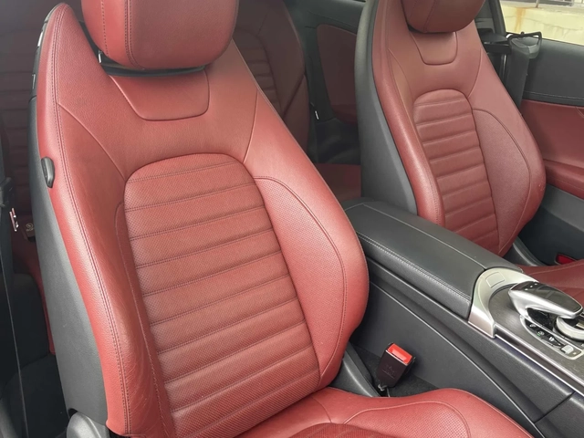 Mercedes-Benz C 43 AMG 2 КЛЮЧА * ПАНОРАМА * ПОДГРЕВИ * CARFAX - автомобили, коли, обяви за нови и употребявани 8