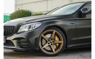 mercedes-benz-c-43-amg - 1