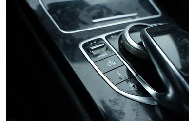 Mercedes-Benz C 450 AMG * AMG Line * HeadUp * * AвтоКредит* (ЦЕНА ДО БГ) - автомобили, коли, обяви за нови и употребявани 13