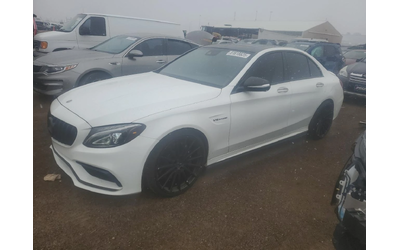 mercedes-benz-c-63-amg - 1