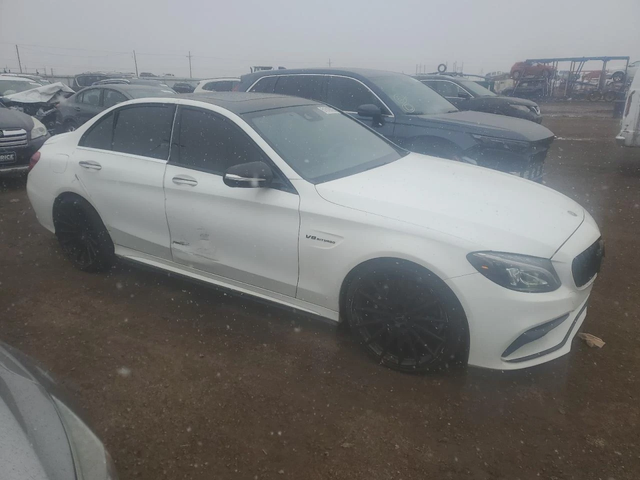 Mercedes-Benz C 63 AMG V8* КЛИП НА ДВИГАТЕЛ* РЕАЛНИ КМ!!! - автомобили, коли, обяви за нови и употребявани 2