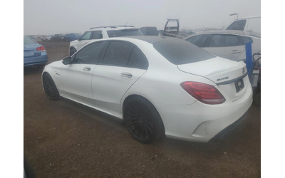 mercedes-benz-c-63-amg - 3
