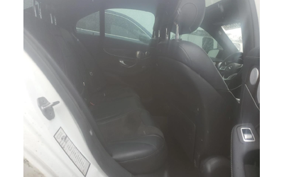 Mercedes-Benz C 63 AMG V8* КЛИП НА ДВИГАТЕЛ* РЕАЛНИ КМ!!! - автомобили, коли, обяви за нови и употребявани 9