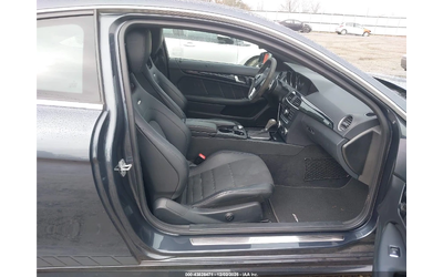 Mercedes-Benz C 63 AMG - автомобили, коли, обяви за нови и употребявани 6