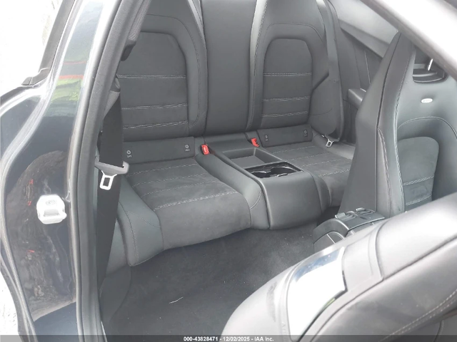 Mercedes-Benz C 63 AMG - автомобили, коли, обяви за нови и употребявани 9