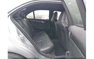 Mercedes-Benz C 63 AMG - автомобили, коли, обяви за нови и употребявани 10