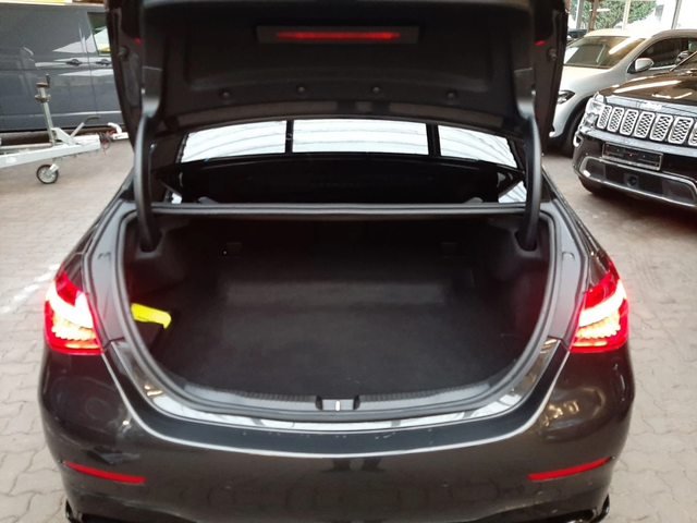 Mercedes-Benz C 63 AMG - автомобили, коли, обяви за нови и употребявани 10