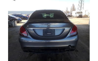 mercedes-benz-c-63-amg - 1