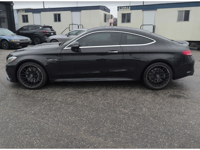 Mercedes-Benz C 63 AMG CARFAX* Подгрев* Обдухване* Кейлес* Blind Spot* - автомобили, коли, обяви за нови и употребявани 3