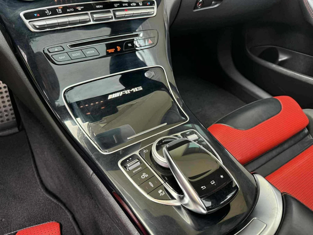 Mercedes-Benz C 63 AMG S / PERFORMANCE - автомобили, коли, обяви за нови и употребявани 12