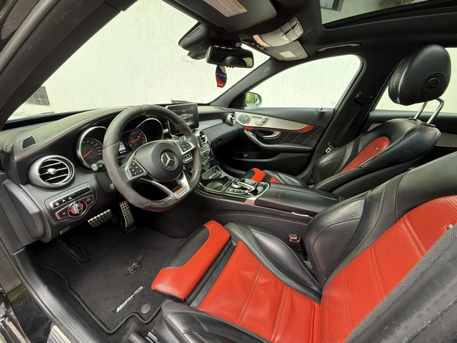 Mercedes-Benz C 63 AMG S / PERFORMANCE - автомобили, коли, обяви за нови и употребявани 8