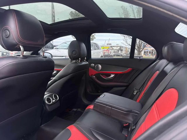 Mercedes-Benz C 63 AMG S * 360* DISTRONIC* BUMERSTER * ПАНО * CARFAX - автомобили, коли, обяви за нови и употребявани 12