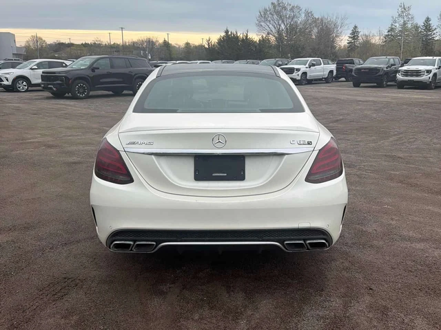 Mercedes-Benz C 63 AMG S | DISTRONIC | 360 | BURMESTER | - автомобили, коли, обяви за нови и употребявани 3