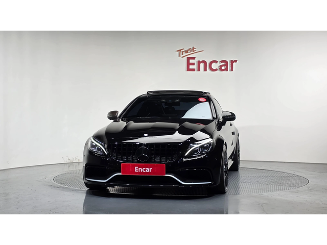 Mercedes-Benz C 63 AMG * Ceramic* 360* Pano* Ambient* - автомобили, коли, обяви за нови и употребявани 1