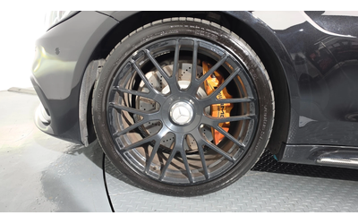 Mercedes-Benz C 63 AMG * Ceramic* 360* Pano* Ambient* - автомобили, коли, обяви за нови и употребявани 6