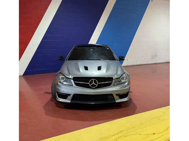 Mercedes-Benz C 63 AMG 507 EDITION * 2015 * CARFAX * СЕРВИЗНА ИСТОРИЯ * - автомобили, коли, обяви за нови и употребявани 1