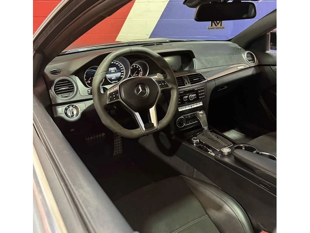 Mercedes-Benz C 63 AMG 507 EDITION * 2015 * CARFAX * СЕРВИЗНА ИСТОРИЯ * - автомобили, коли, обяви за нови и употребявани 5