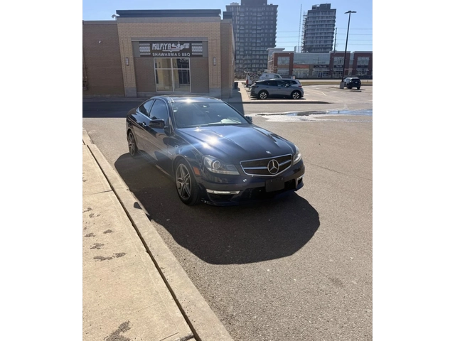 Mercedes-Benz C 63 AMG FACE * LSD * P31 * ПАНОРАМА * CARFAX * - автомобили, коли, обяви за нови и употребявани 2