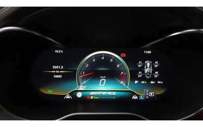 mercedes-benz-c-63-amg - 4