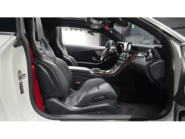 Mercedes-Benz C 63 AMG КАМЕРА / ШИБИДАХ / КОЖЕН САЛОН - автомобили, коли, обяви за нови и употребявани 6