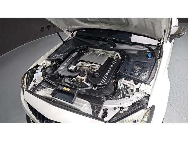 Mercedes-Benz C 63 AMG КАМЕРА / ШИБИДАХ / КОЖЕН САЛОН - автомобили, коли, обяви за нови и употребявани 9
