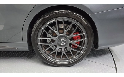 mercedes-benz-c-63-amg - 4