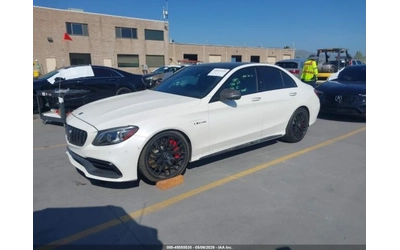 mercedes-benz-c-63-amg - 1