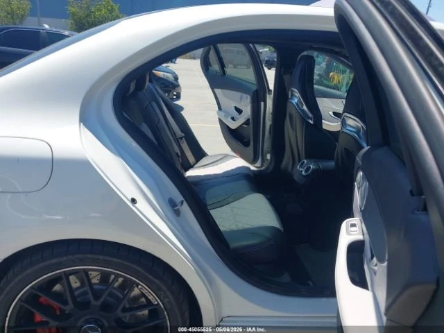 Mercedes-Benz C 63 AMG S* ПОДГРЕВ* ОБДУХВАНЕ* ПАНО* BURMESTER* BUCKET SEA - автомобили, коли, обяви за нови и употребявани 7