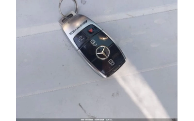 Mercedes-Benz C 63 AMG S* ПОДГРЕВ* ОБДУХВАНЕ* ПАНО* BURMESTER* BUCKET SEA - автомобили, коли, обяви за нови и употребявани 9