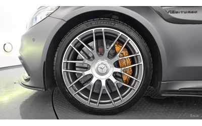 mercedes-benz-c-63-amg - 4