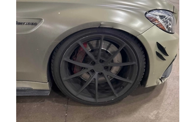 mercedes-benz-c-63-amg - 2