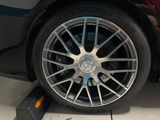 Mercedes-Benz C 63 AMG КОЖА* ПОДГРЕВ* ПАНОРАМА* НАВИ* КАМЕРИ - автомобили, коли, обяви за нови и употребявани 11
